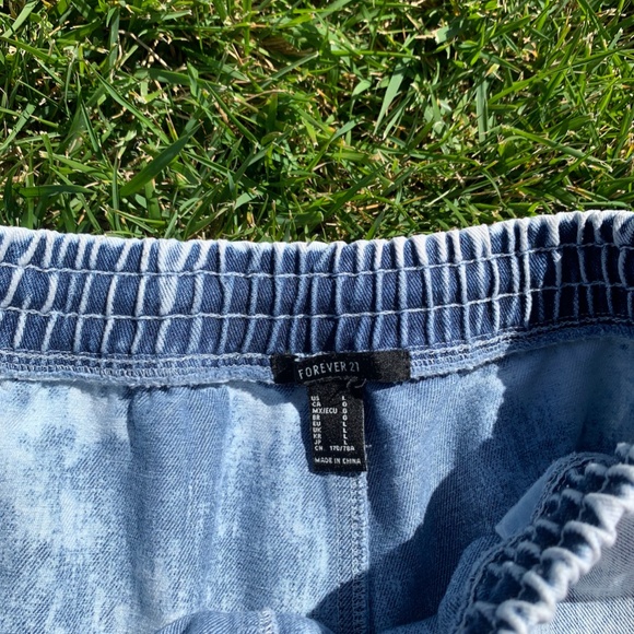 Drawstring Jeans - Picture 2 of 3